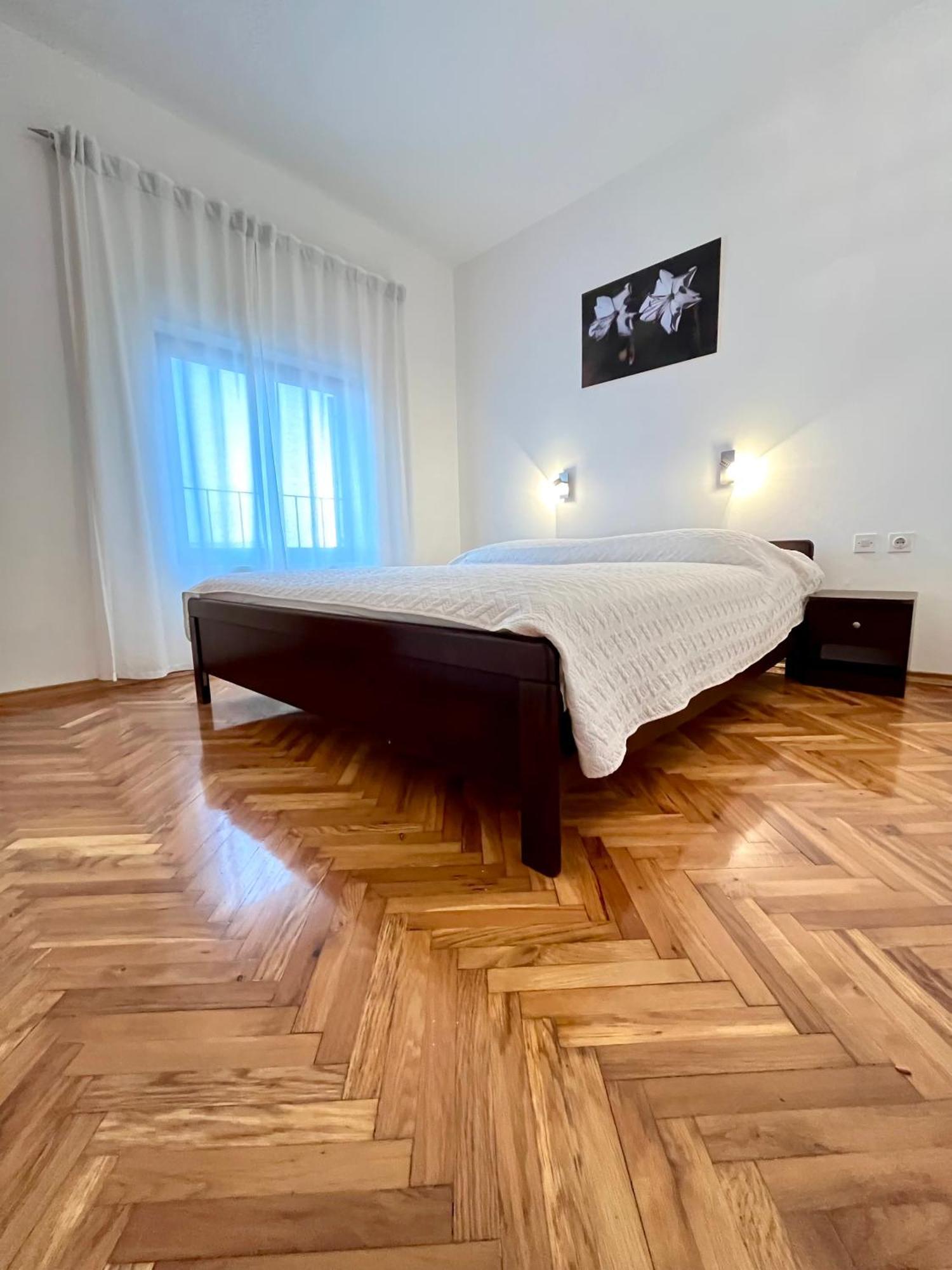 Apartments Martina Primosten Ngoại thất bức ảnh