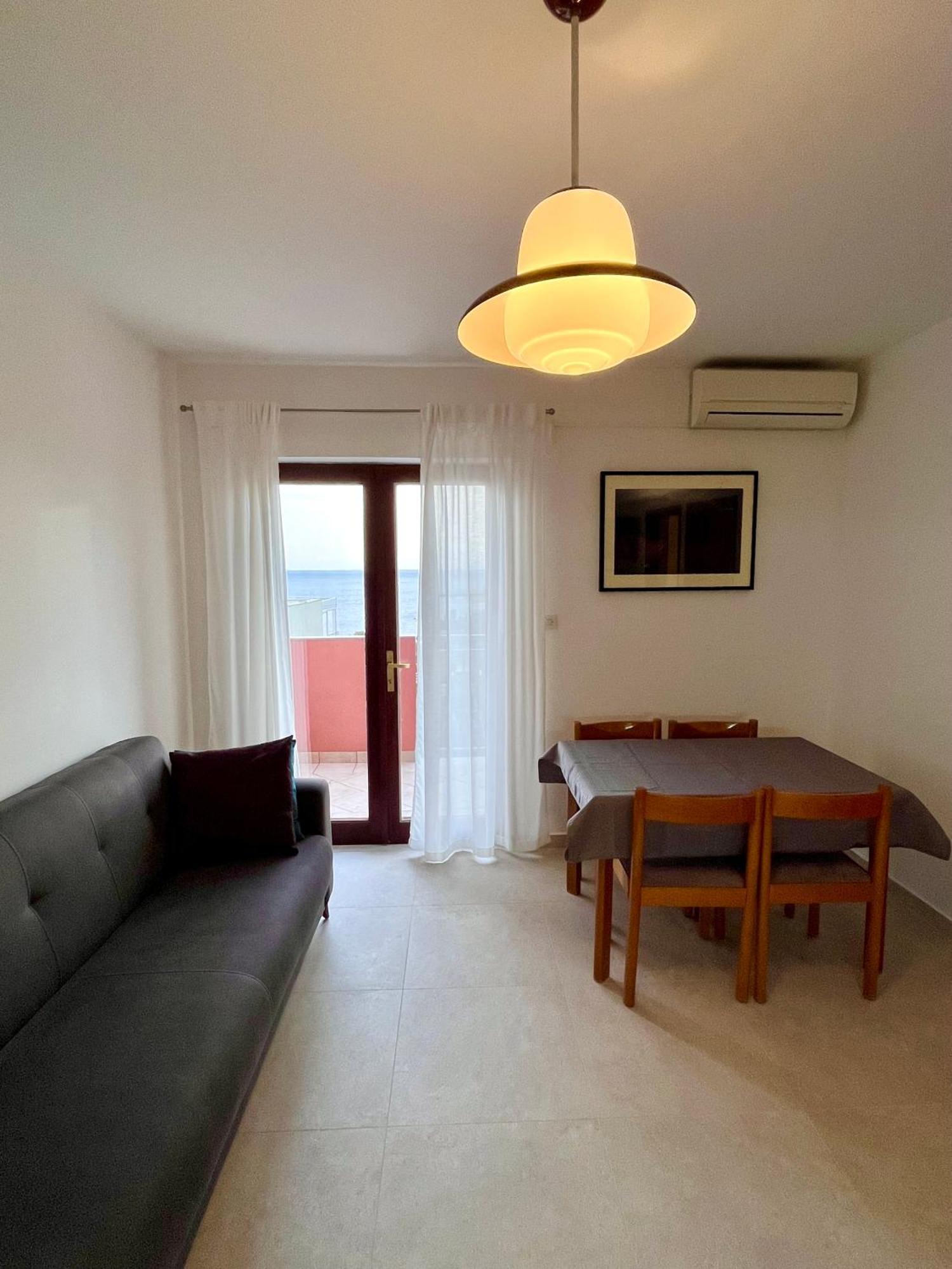 Apartments Martina Primosten Ngoại thất bức ảnh
